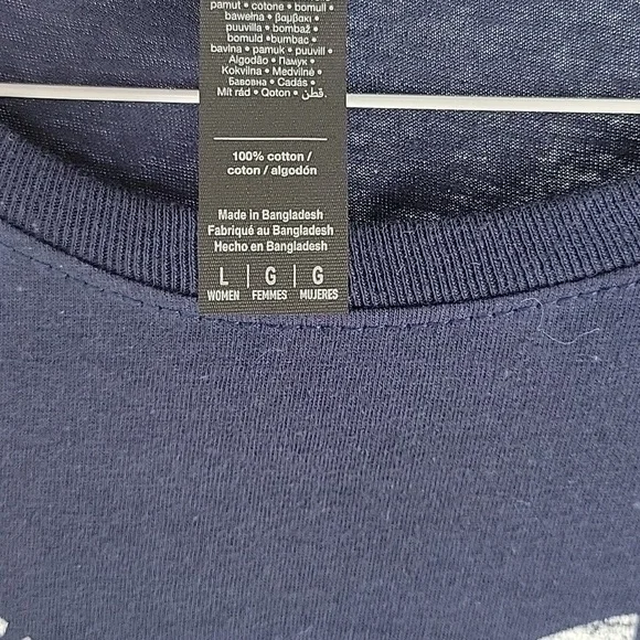 New York Heart Baseball T-Shirt With Skyline NWT - Picture 4 of 11